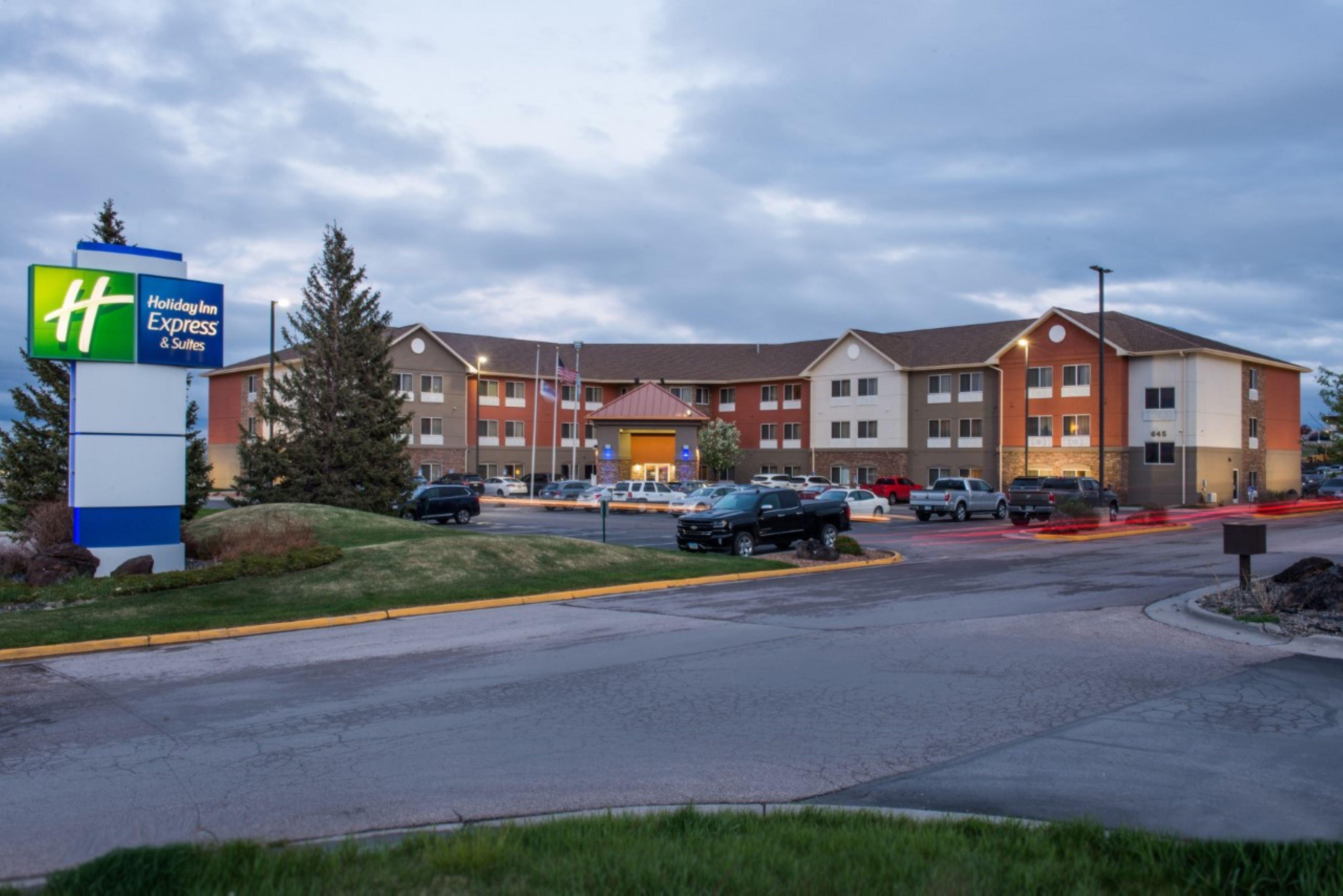 Holiday Inn Express & Suites Rapid City By Ihg Extérieur photo