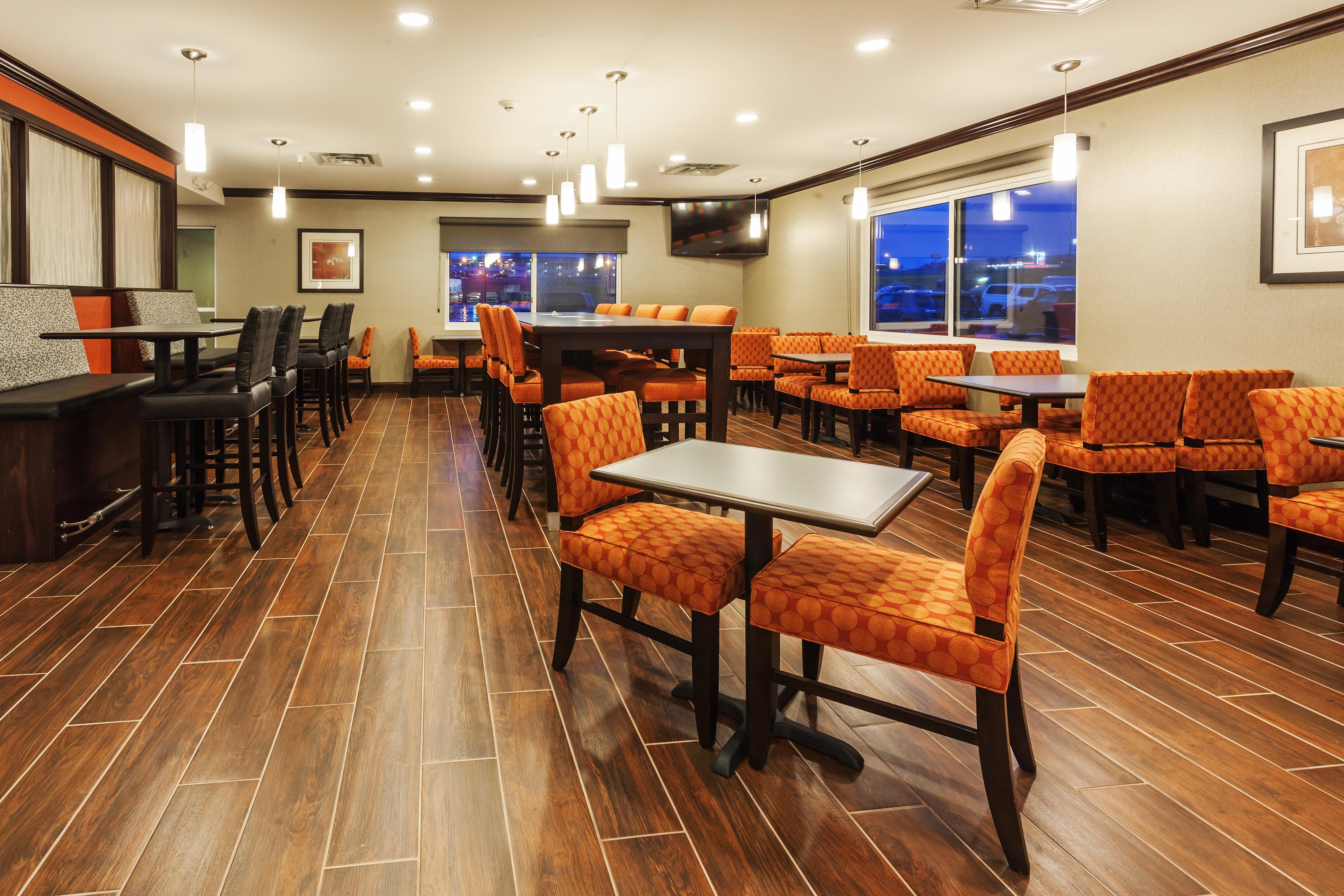 Holiday Inn Express & Suites Rapid City By Ihg Extérieur photo