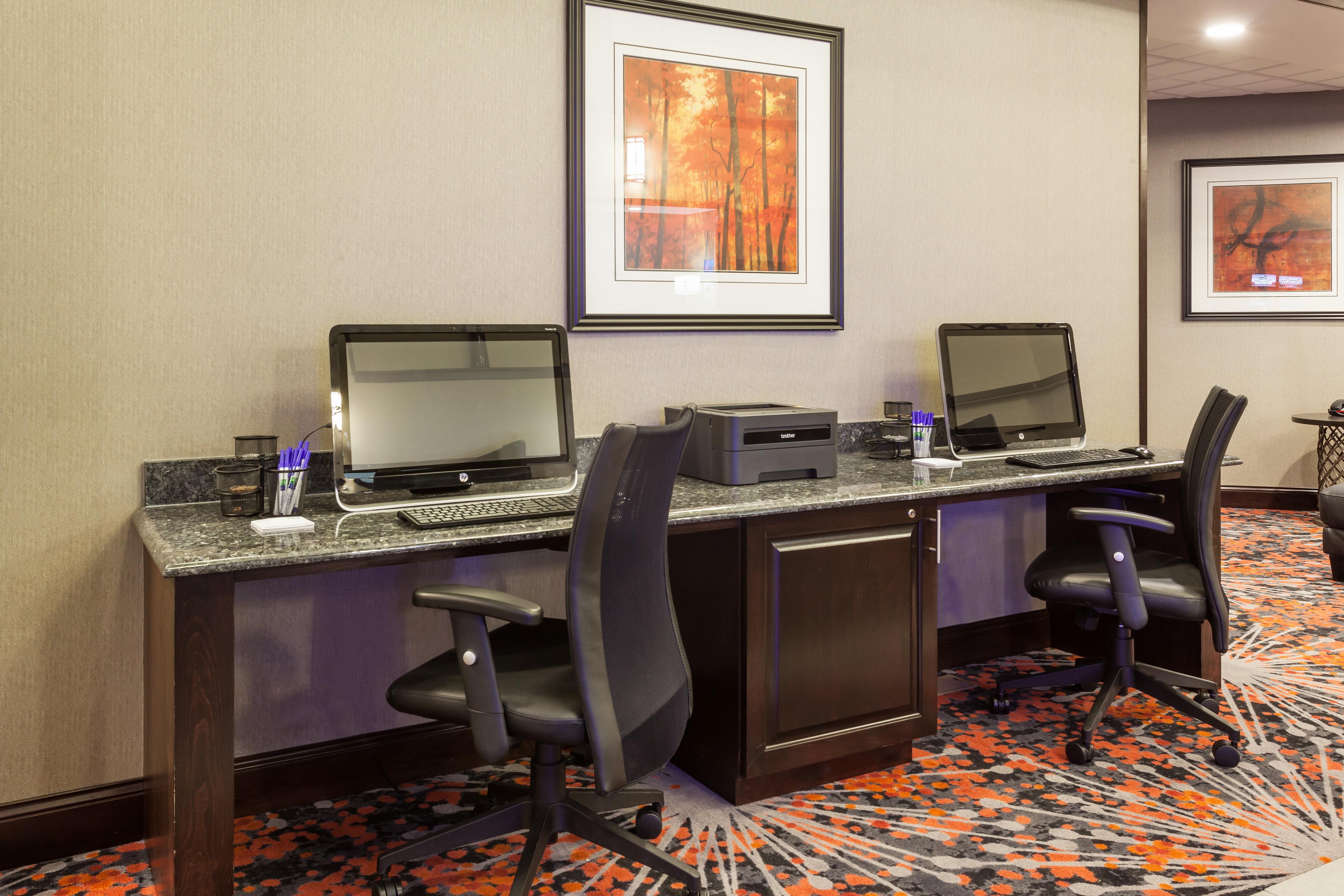 Holiday Inn Express & Suites Rapid City By Ihg Extérieur photo