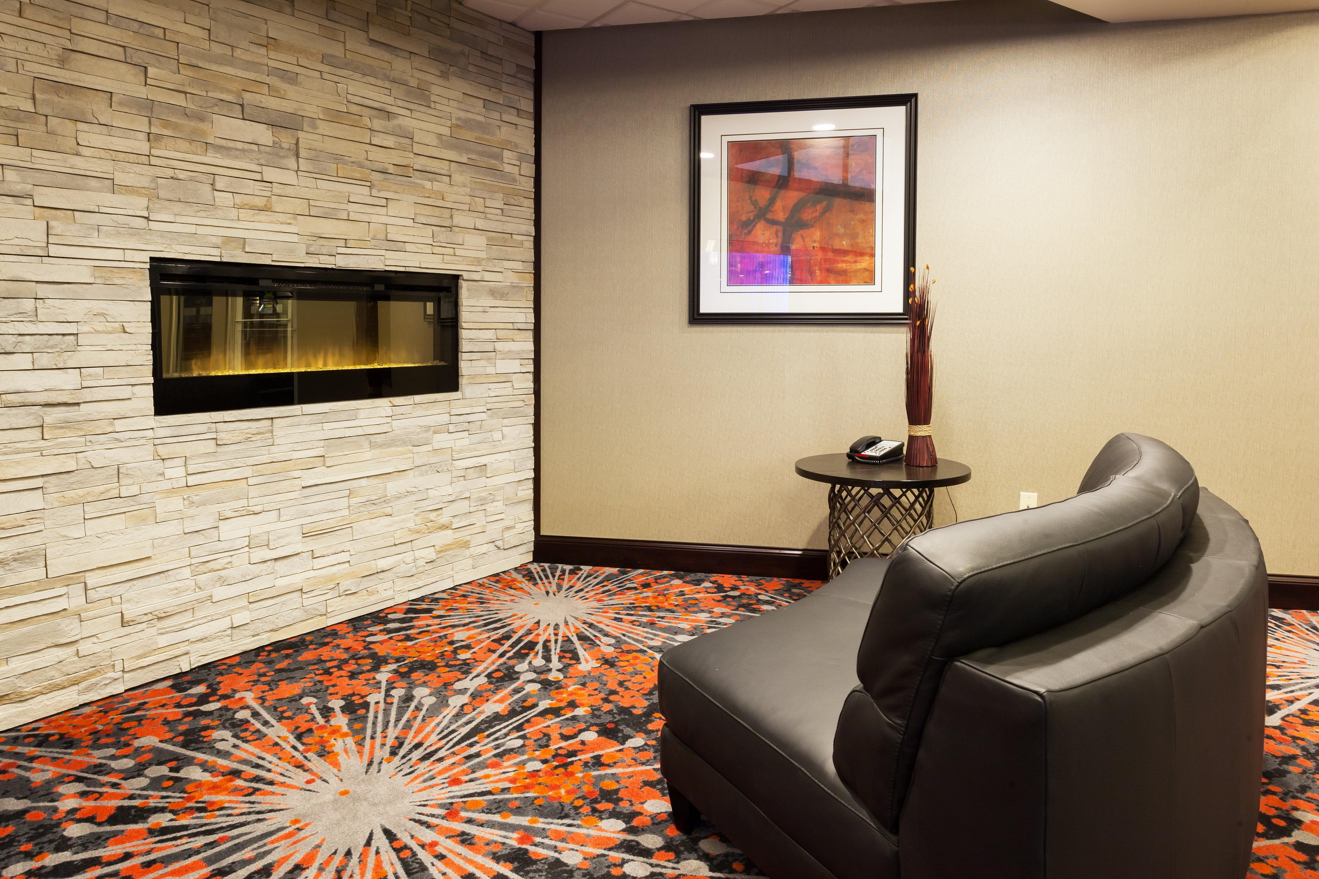 Holiday Inn Express & Suites Rapid City By Ihg Extérieur photo