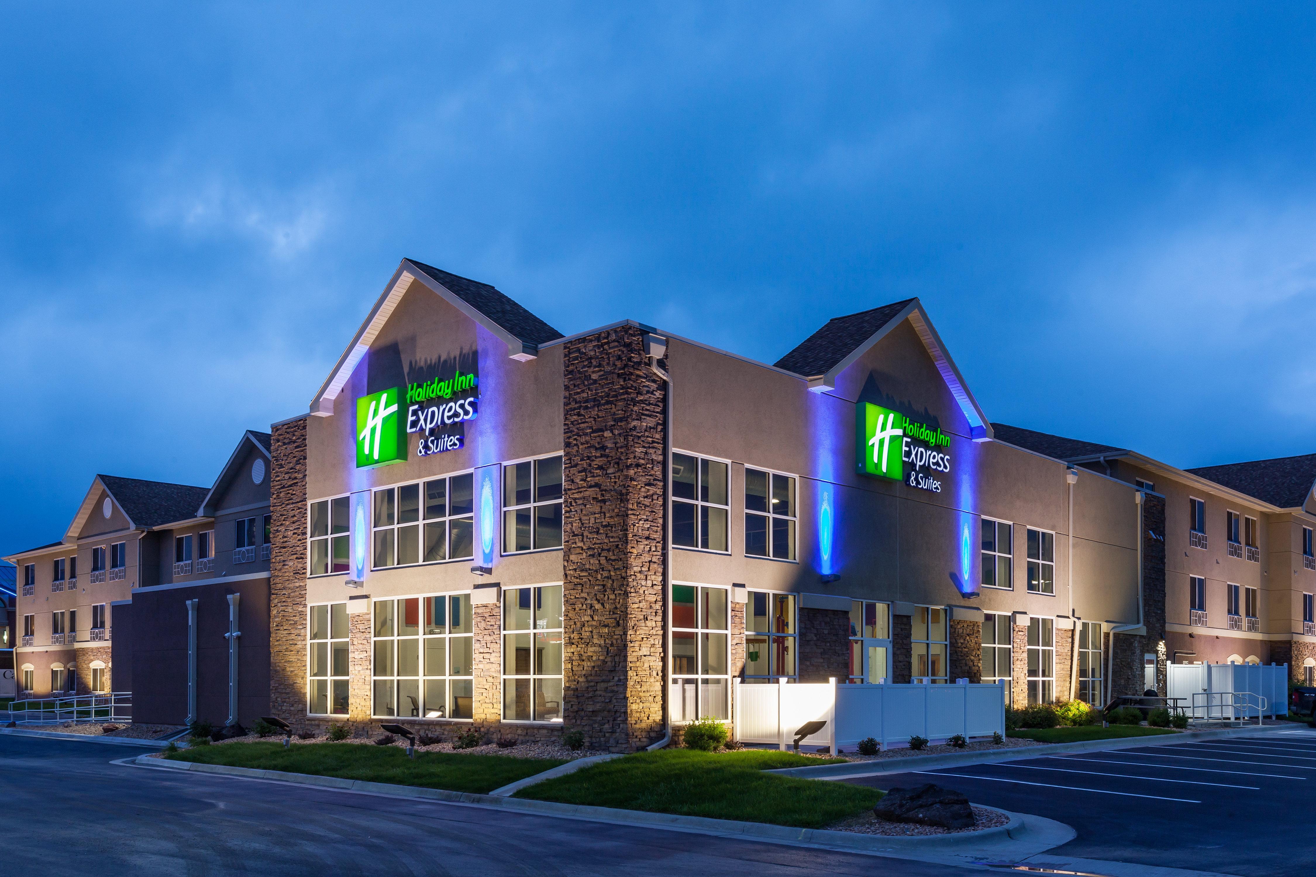 Holiday Inn Express & Suites Rapid City By Ihg Extérieur photo